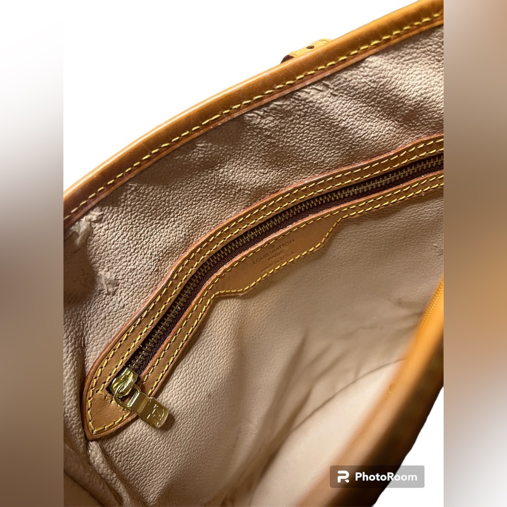 Louis Vuitton Monogram Petit Bucket Bag - Picture 15 of 17